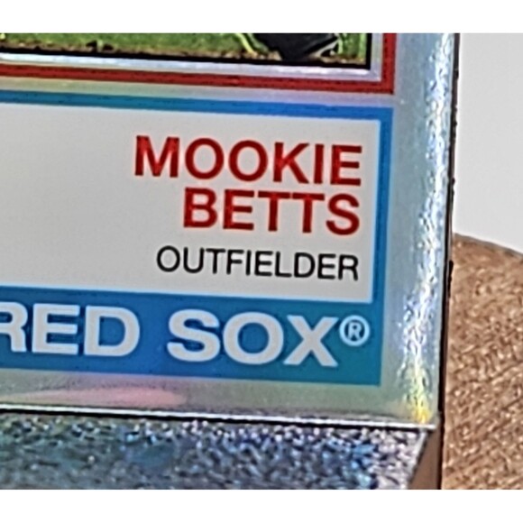 2018 Topps Chrome - 1983 Topps Refractor Mookie Betts #83T-4 LA Dodgers - Picture 9 of 10